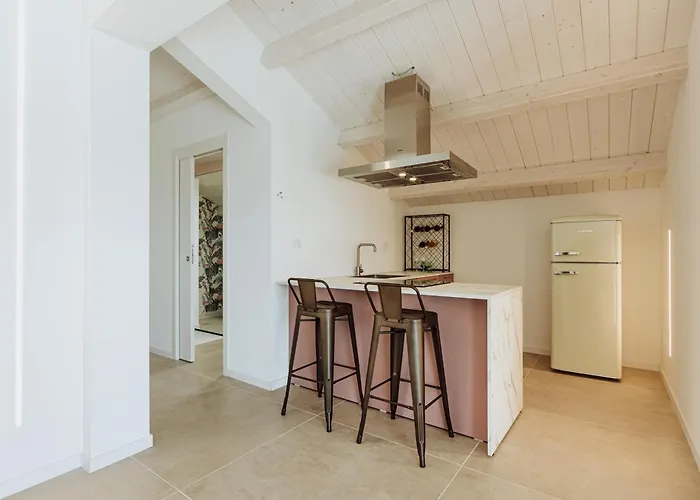 Suite 106 Vasto